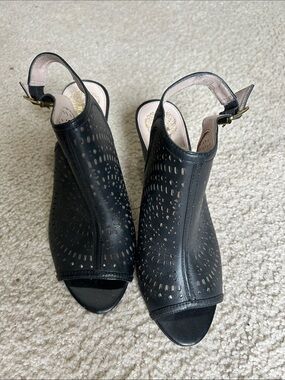 VINCE CAMUTO Black Perforated Peep-Toe Slingback Heels